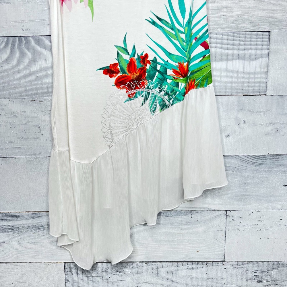 Desigual Tropical Sleeveless Top with Asymmetrical Hem - Picture 3 of 5